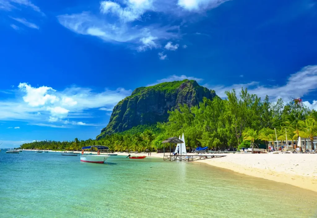 An image of mauritius, that functions as the showcase of Mauritius day trips.